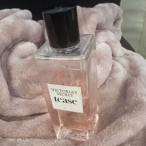Victoria's Secret Tease Fragrance Mist